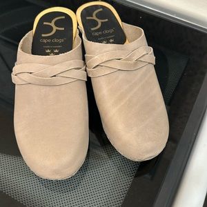 Cape Cligs size 39